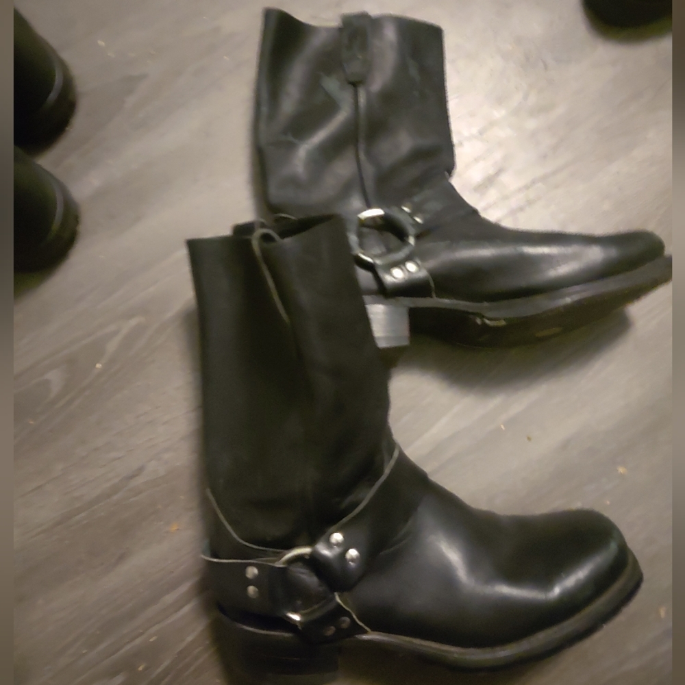 Mens harness boots.